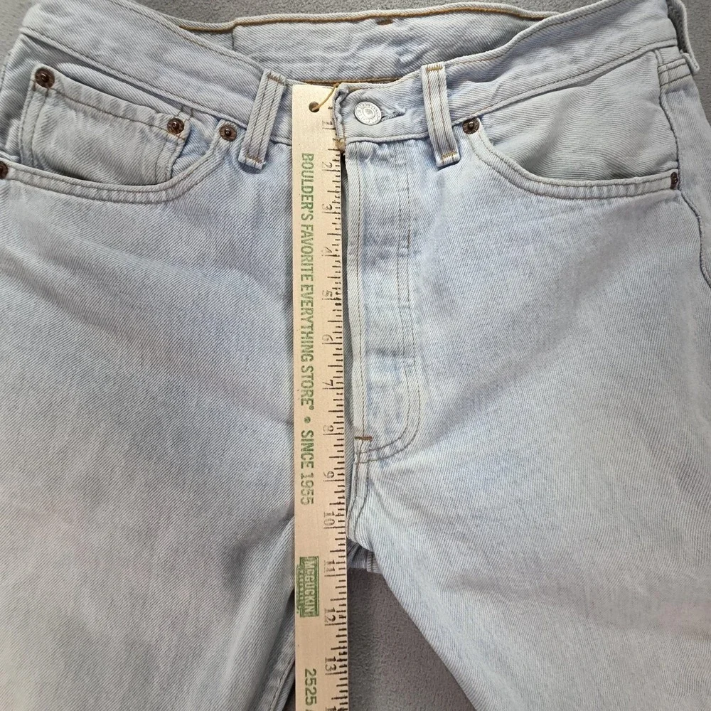 VTG Levis 501 Jeans Mens Light Wash Blue Button Fly USA 25x30 - Picture 7 of 16